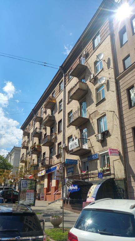 Shievchienko 10 Apartment Kiev Ngoại thất bức ảnh